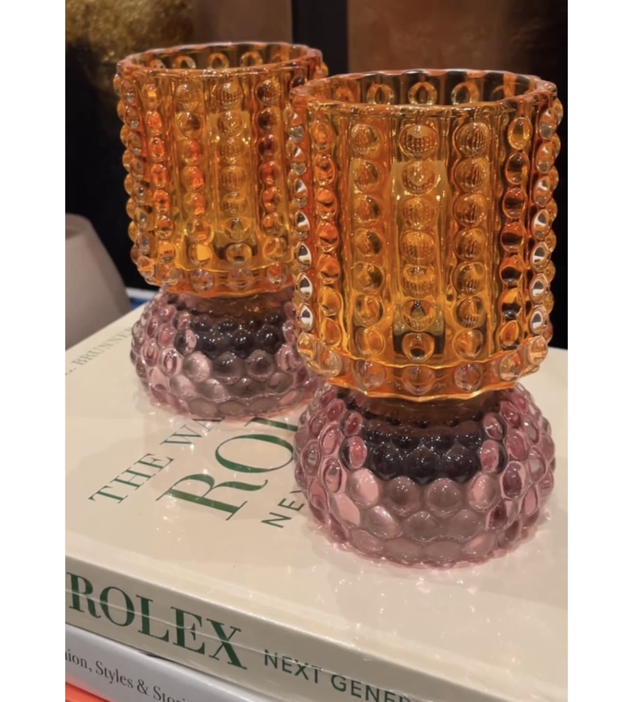 Glazen waxinehouders set van 2 oranje en roze met bolrelief