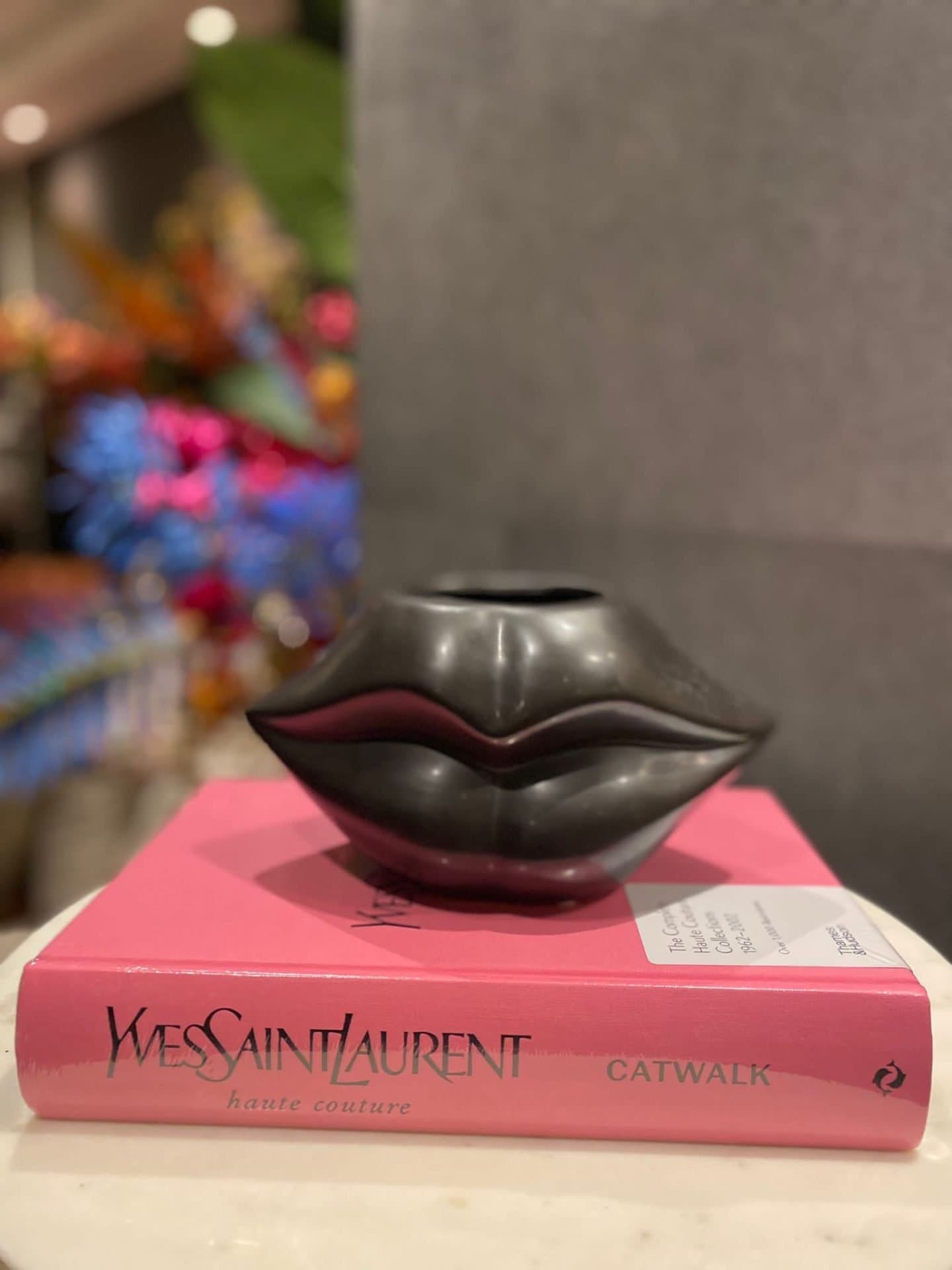 Lippen vaas zwart decoratief object 22x13x12 cm