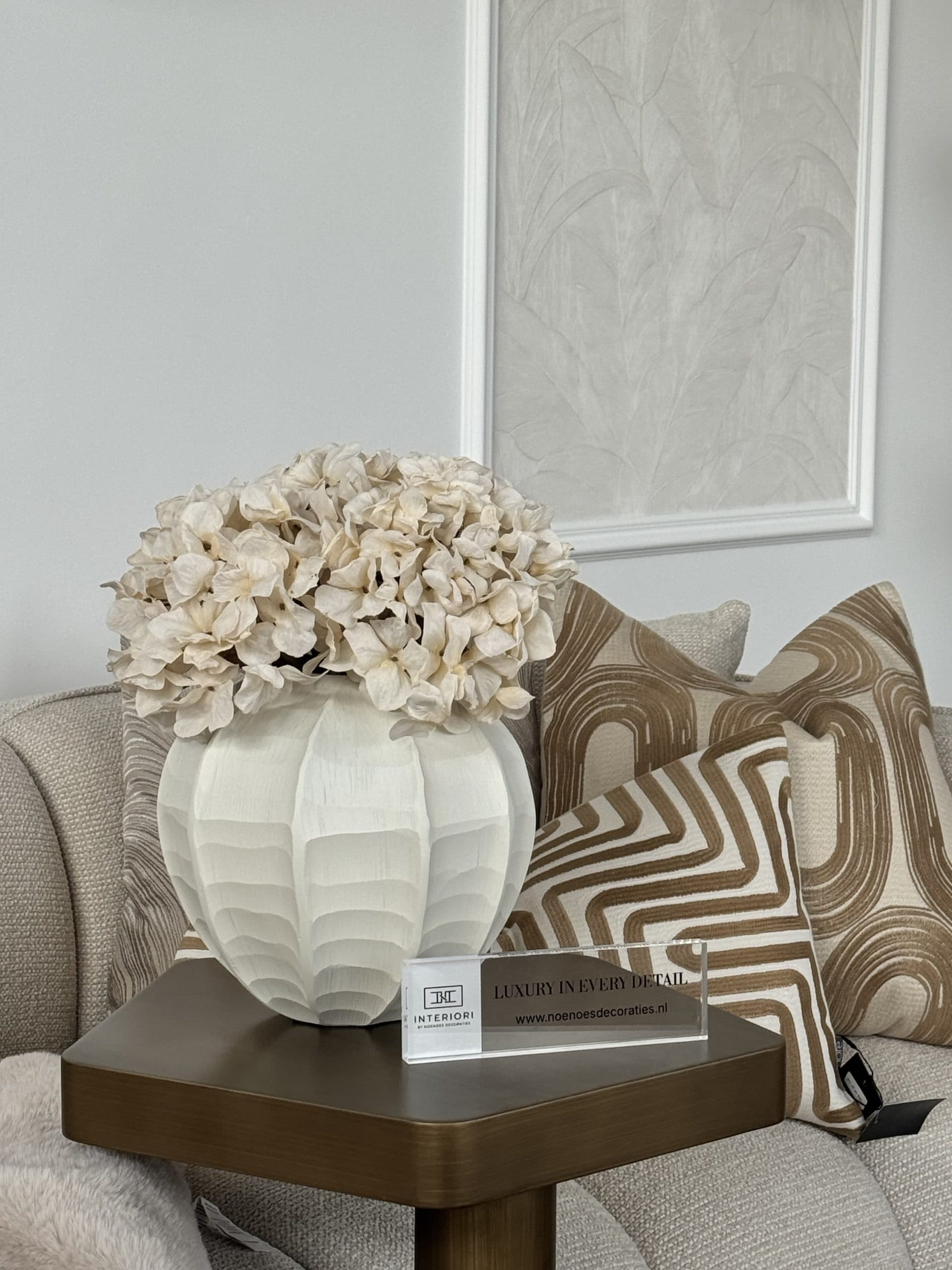 Vaas ivory met real touch hortensia's beige cream 37 cm